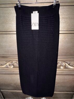 Zara Black Ribbed Knit Midi Pencil Skirt